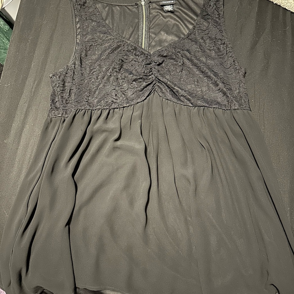 Black and Lace babydoll Shirt/Dress with zipper back, 2XL
